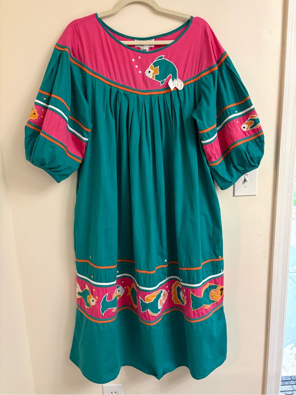 Vintage Saybury Muumuu House Dress Large Fish Appliqué Tropical Kaftan Pockets